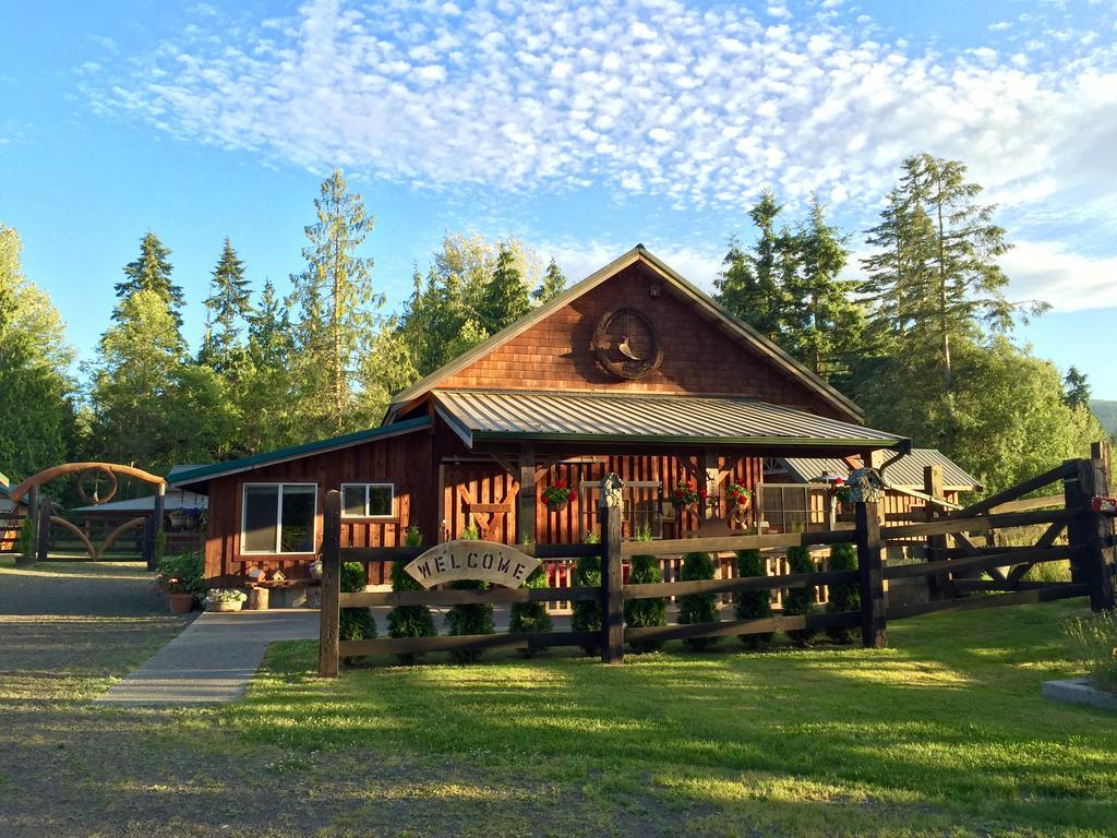 Bond Ranch Retreat Hotel King Hill Exterior photo